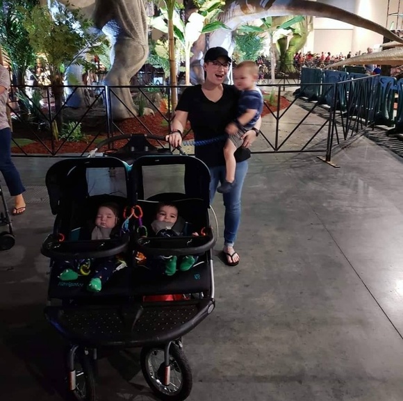 Meet your Posher, Ashley - Picture 4 of 6